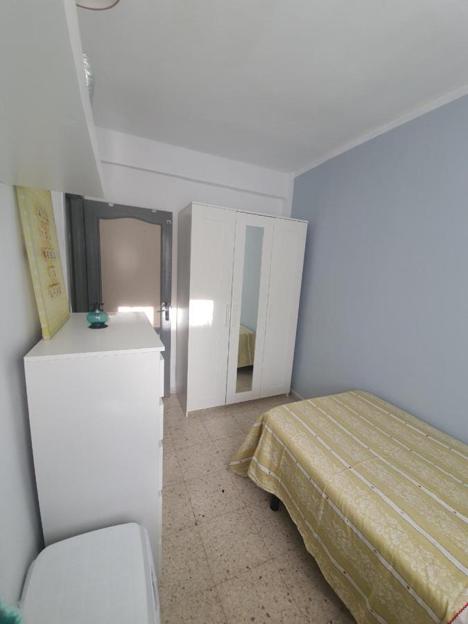 Amplio Apartamento En El Centro De Triana Apartment Seville Ngoại thất bức ảnh